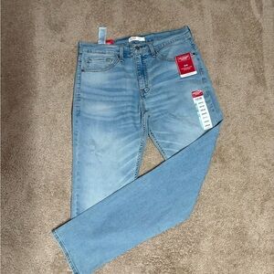 Levi's Men's Light Blue Jeans